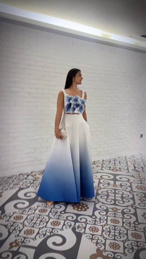 Wearing the weather I wish for, blue ombre never looked this good
